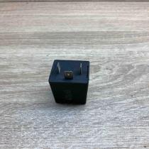 8A0907525  341 Other relay Audi A6 S6 C5 4B