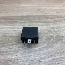 443951307A 004885 01 259 Other relay Audi 80 90 B3