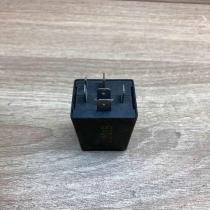 443927351B  297 Other relay Audi 80 90 S2 B4