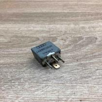 443951253K  214 Other relay Audi A6 S6 C5 4B