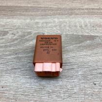 6806345 898148 208 Other relay Volvo 850