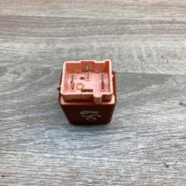 6806345 898148 208 Other relay Volvo 850