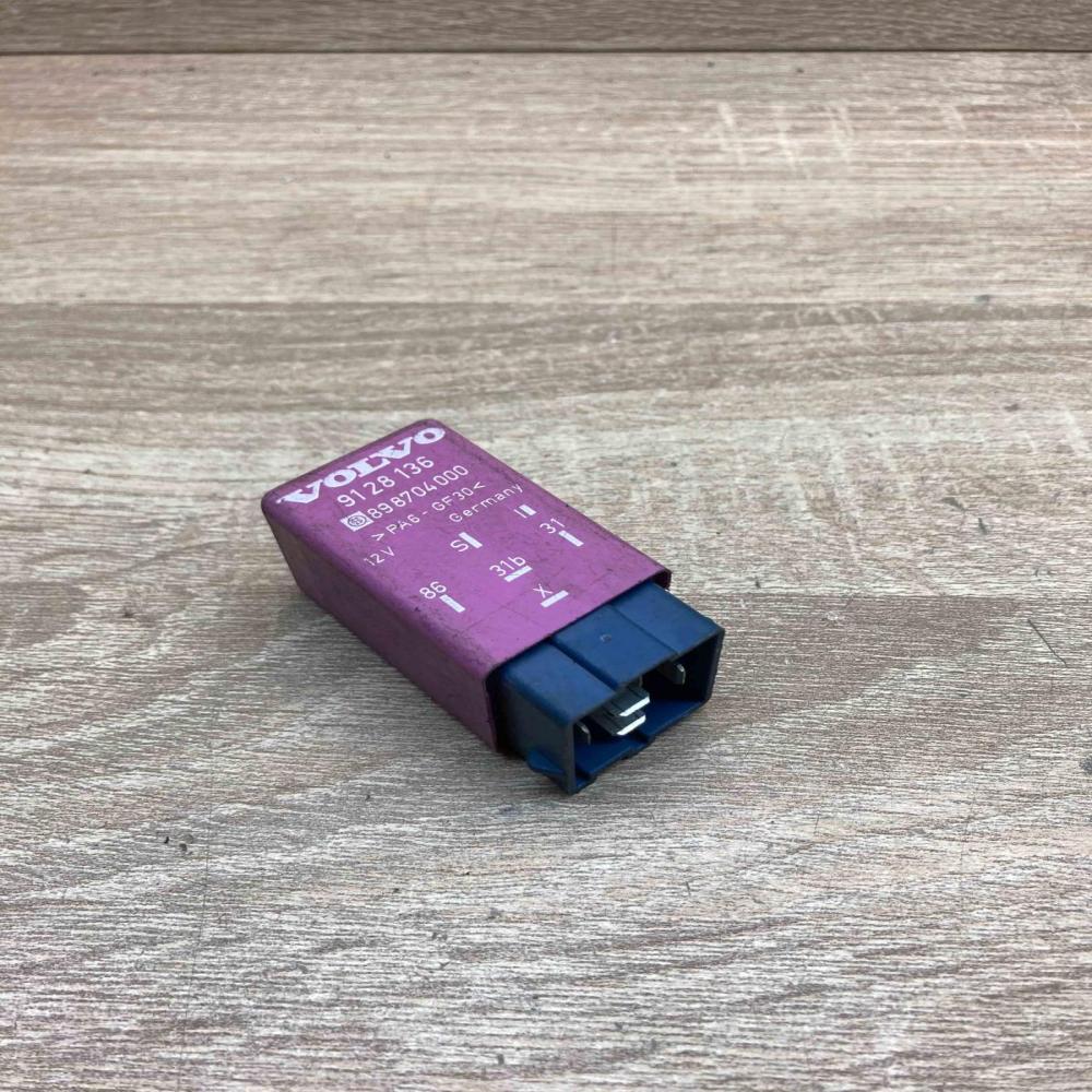 9128136 898704000 K 204 Other relay Volvo V70