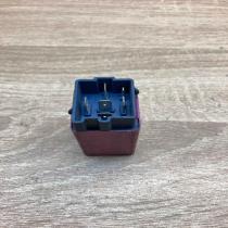 9128136 898704000 K 204 Other relay Volvo V70