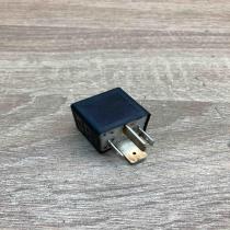 443951253J VW 213 Other relay Audi A4 S4 B5 8D