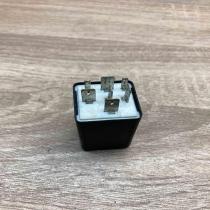 443951253T 898156 201 Other relay Audi 80 90 S2 B4
