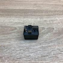 7M0951253A V23136 J6 X45 100 Other relay Volkswagen Transporter - Caravelle T5