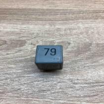 191927841 V23134 A52 X196 79 Other relay Volkswagen PASSAT B5