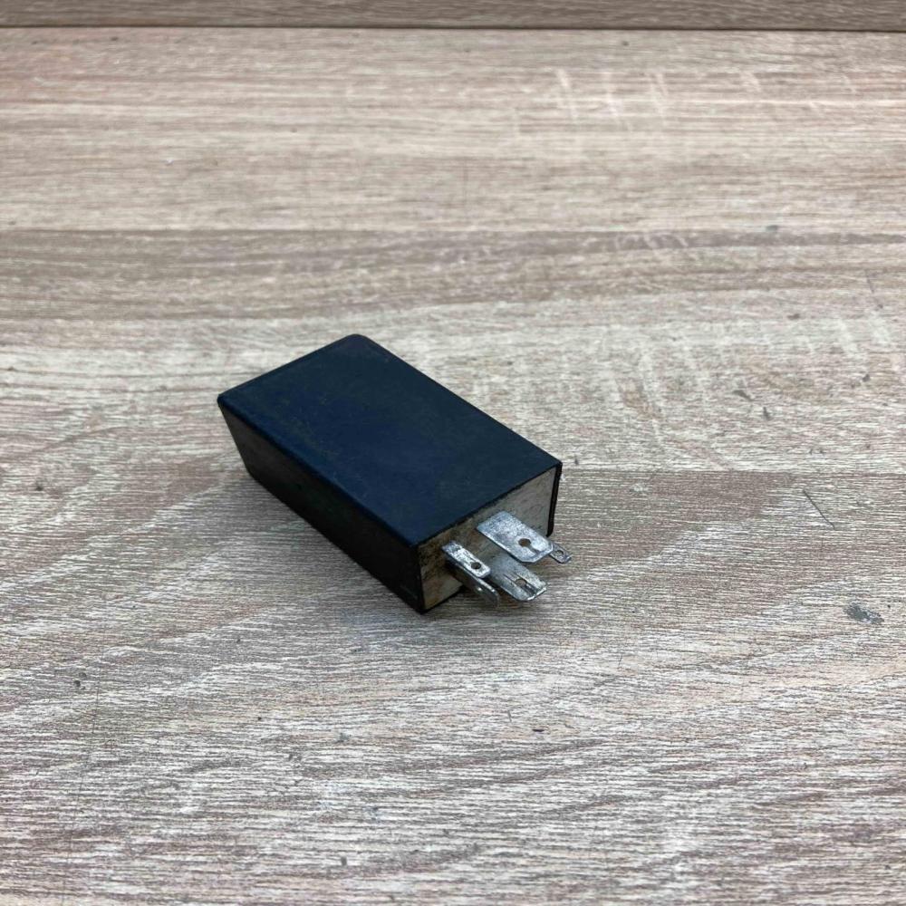 811919096G 371280500 74 Other relay Audi 100 S4 C4