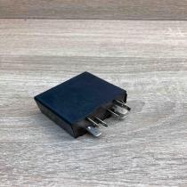 171919437A  23 Other relay Audi 100 200 5000 C3