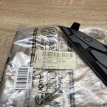 5F0853665B   Front fog light trim/grill Seat Leon (5F)