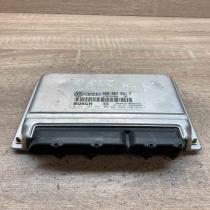 4D0907551F 0261204687  Engine control unit/module ECU Volkswagen PASSAT B5