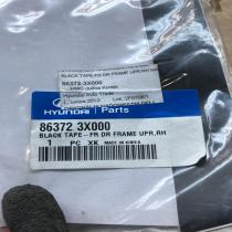 86372 3X000 863723X000  Front door window/glass frame Hyundai Accent