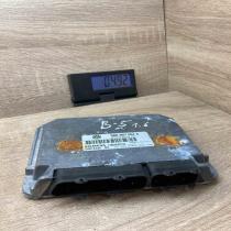 3B0907557C 5WP4332 04  Engine control unit/module ECU Volkswagen PASSAT B5