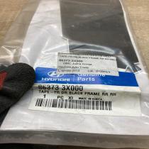 86373 3X000 863733X000  Front door window/glass frame Hyundai Elantra