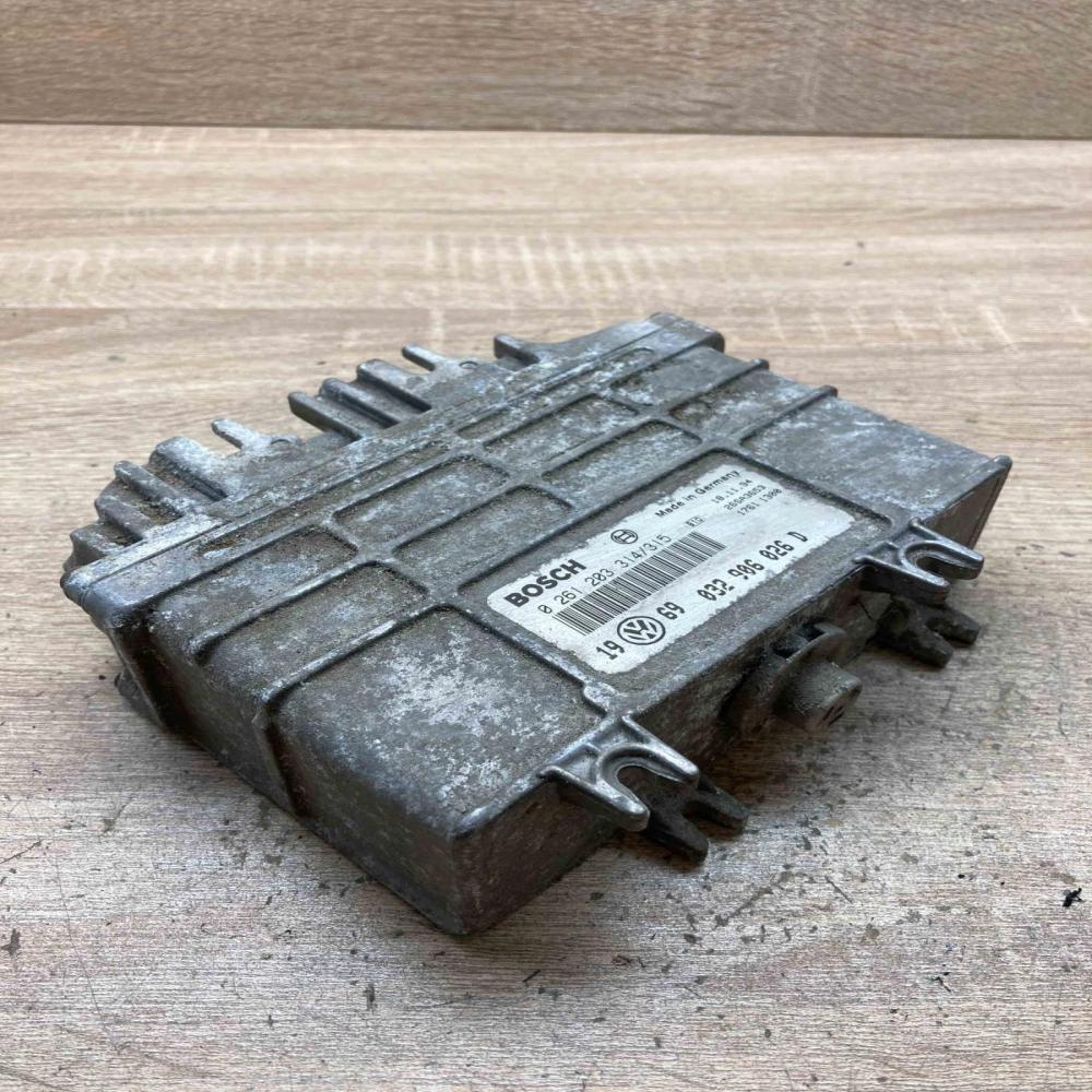 032906026D 0261203314 315 Engine control unit/module ECU Volkswagen Golf III