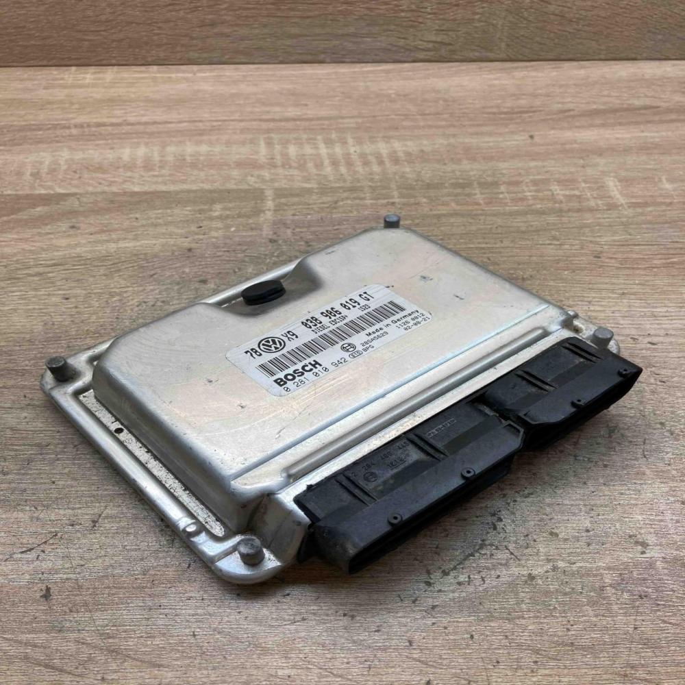 038906019GT 0281010942 78X9 Engine control unit/module ECU Volkswagen PASSAT B5.