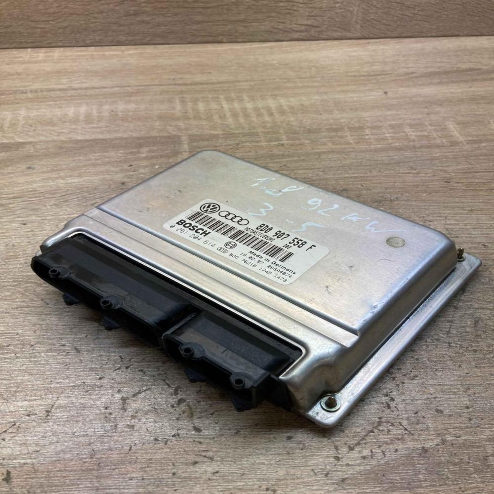8D0907558F 0261204614 VW Engine control unit/module ECU Volkswagen PASSAT B5