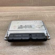 4B0906018F 0261206047  Engine control unit/module ECU Volkswagen PASSAT B5.5