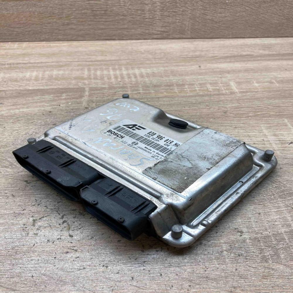 038906019NA 0281011822  Engine control unit/module ECU Volkswagen Sharan