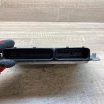 038906019NA 0281011822  Engine control unit/module ECU Volkswagen Sharan