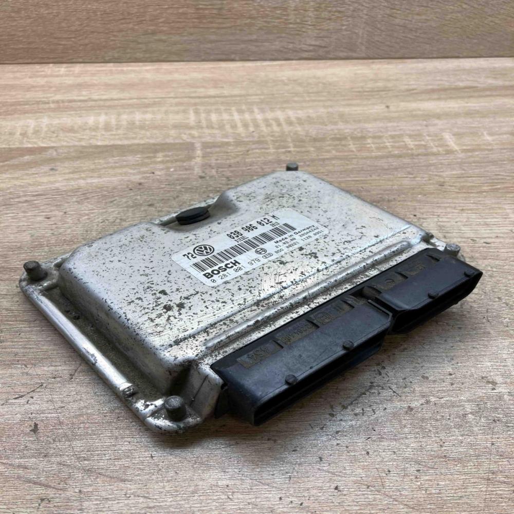 038906012M 0281001979 72 VAG Engine control unit/module ECU Volkswagen Golf IV