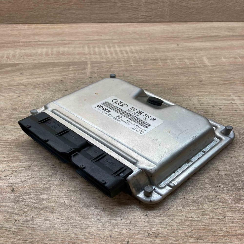 038906019AN 0281010094  Engine control unit/module ECU Audi A4 S4 B5 8D