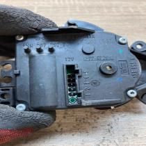 1J1907511A 6NN007692 00  Air flap motor/actuator Audi A6 S6 C6 4F