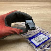 30710475   Central locking switch button Volvo S80