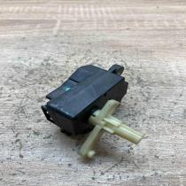 74932D MR D70501 10A Air flap motor/actuator Volvo S60