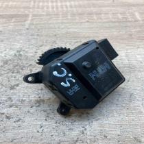 30 93682 00 B249490 12966  Air flap motor/actuator Volkswagen Polo