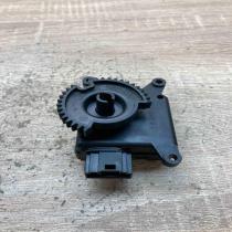 30 93682 00 B249490 12966  Air flap motor/actuator Volkswagen Polo