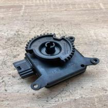 30 93682 00 B249490 12966  Air flap motor/actuator Volkswagen Polo