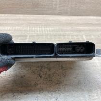 038906019NS 0281013082  Engine control unit/module ECU Skoda Fabia Mk2 (5J)