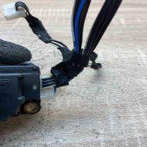 74932F MR 140103  Air flap motor/actuator Volvo S60