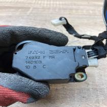 74932F MR 140103  Air flap motor/actuator Volvo S60