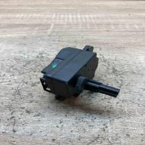 74931D ML 030501  Air flap motor/actuator Volvo S60