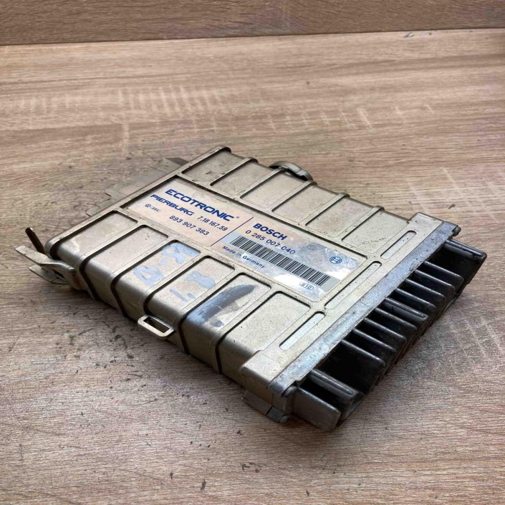 893907383 0285007040  Engine control unit/module ECU Volkswagen Golf II