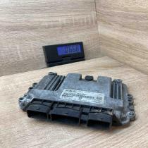 4M51 12A650 KF 0281011801  Engine control unit/module ECU Ford Focus