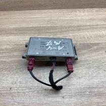 8E0035456B 8E9035535A  Antenna control unit Audi A6 S6 C6 4F