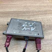 8E0035456B 8E9035535A  Antenna control unit Audi A6 S6 C6 4F