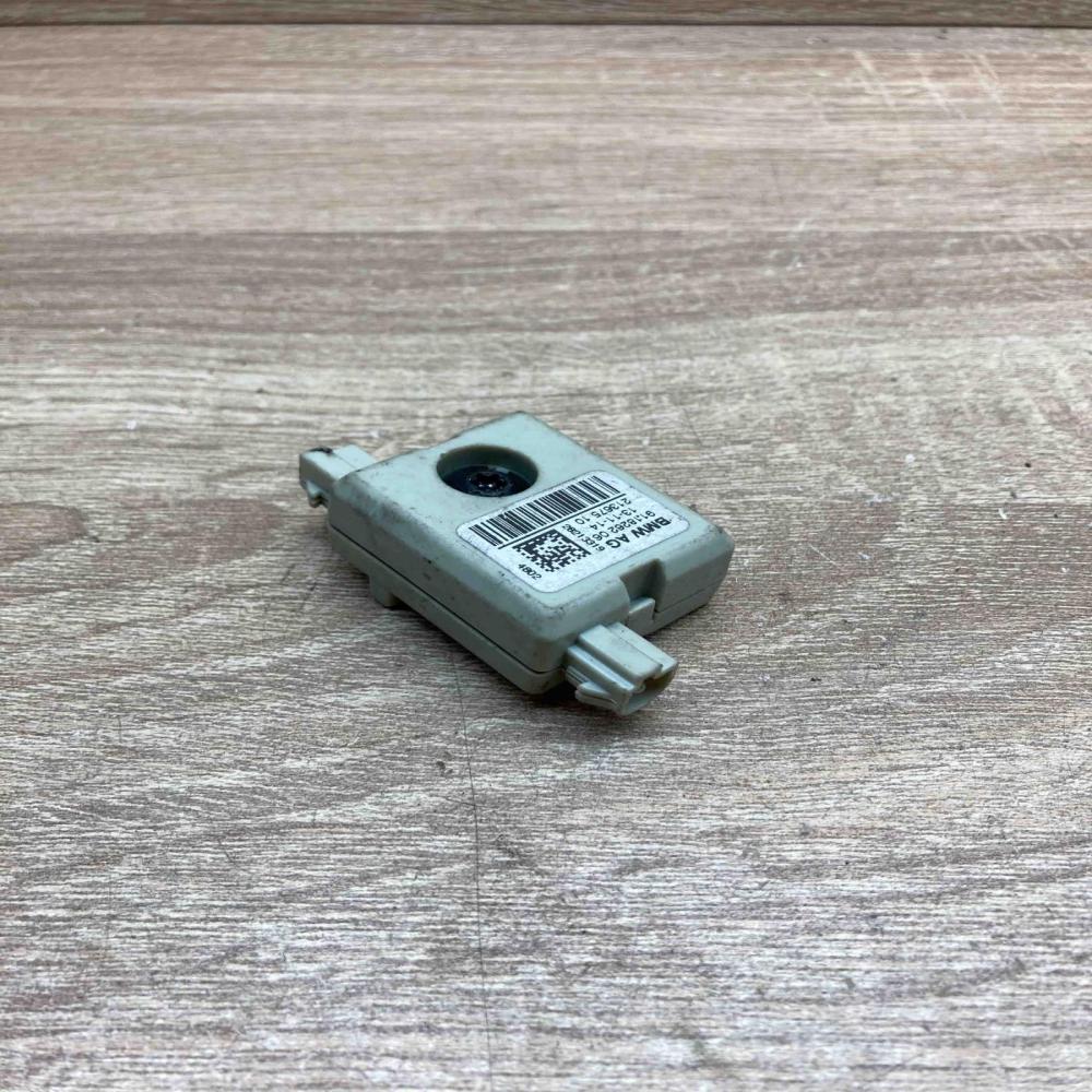 9118262   Aerial antenna amplifier BMW 5 F10 F11