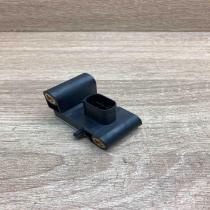 6911003   Airbag deployment crash/impact sensor BMW 3 E90 E91