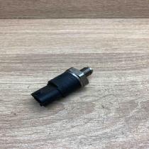 0281002405   Fuel pressure sensor Audi A6 S6 C5 4B