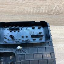 1K0937124H   Fuse module Volkswagen Touran I