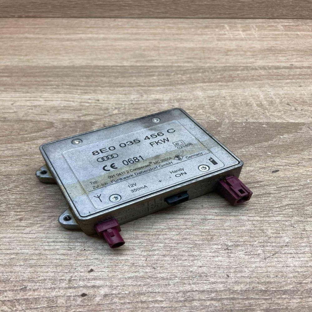 8E0035456C   Aerial antenna amplifier Audi A6 S6 C6 4F