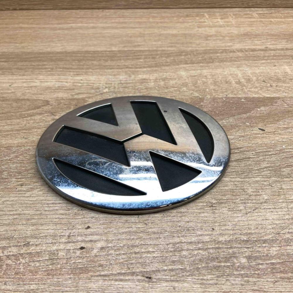 1T0853630A   Manufacturer badge logo/emblem Volkswagen Touran I