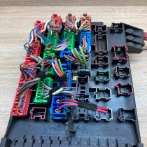1635450205 08200101  Fuse module Mercedes-Benz ML W163