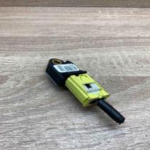 89831 02060   Airbag deployment crash/impact sensor Toyota Auris 150