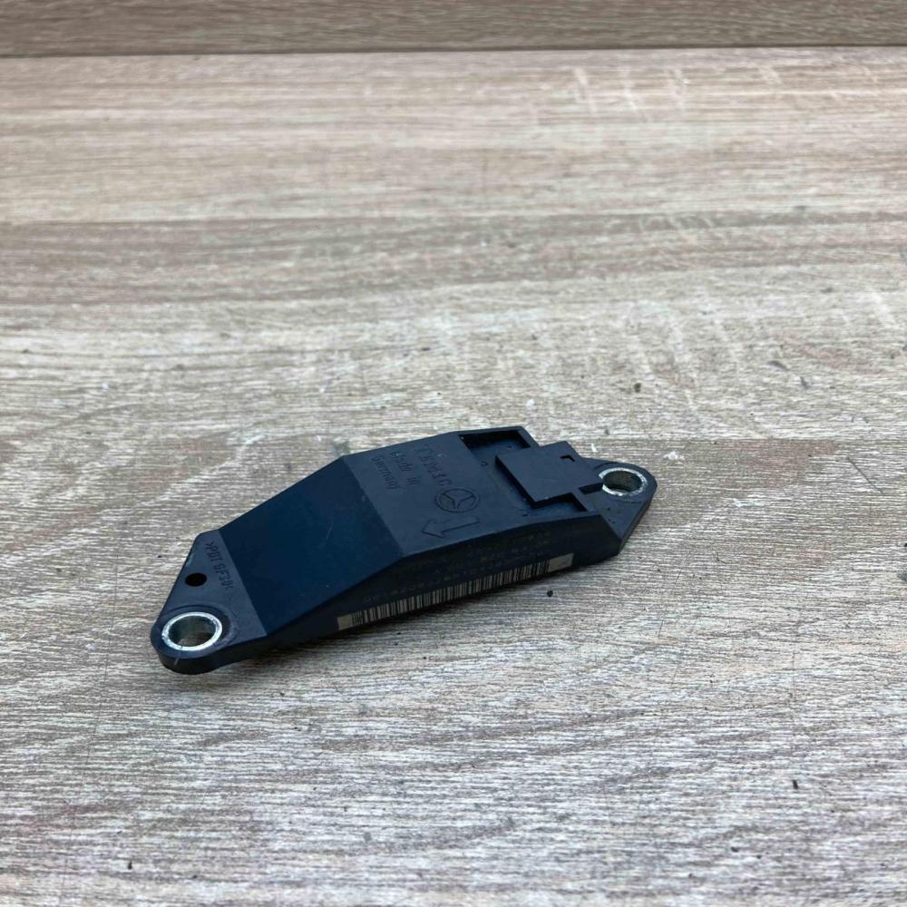A0018209326   Airbag control unit/module Mercedes-Benz E W211